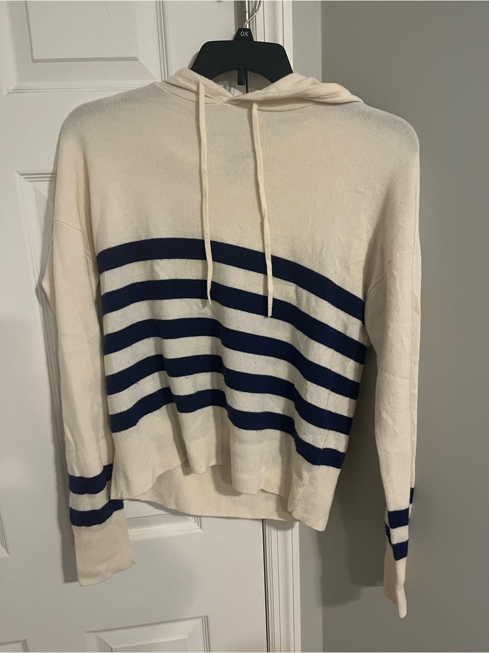 Vineyard Vines Cream Cashmere Hoodie Sweater with Navy Stripes